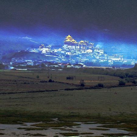 Energy Space Healing Inn Σάνγκρι-Λα Εξωτερικό φωτογραφία